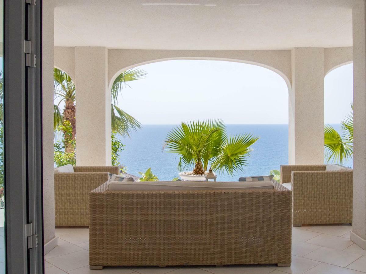 Frontline villa, five star deluxe El Campello Exteriör bild